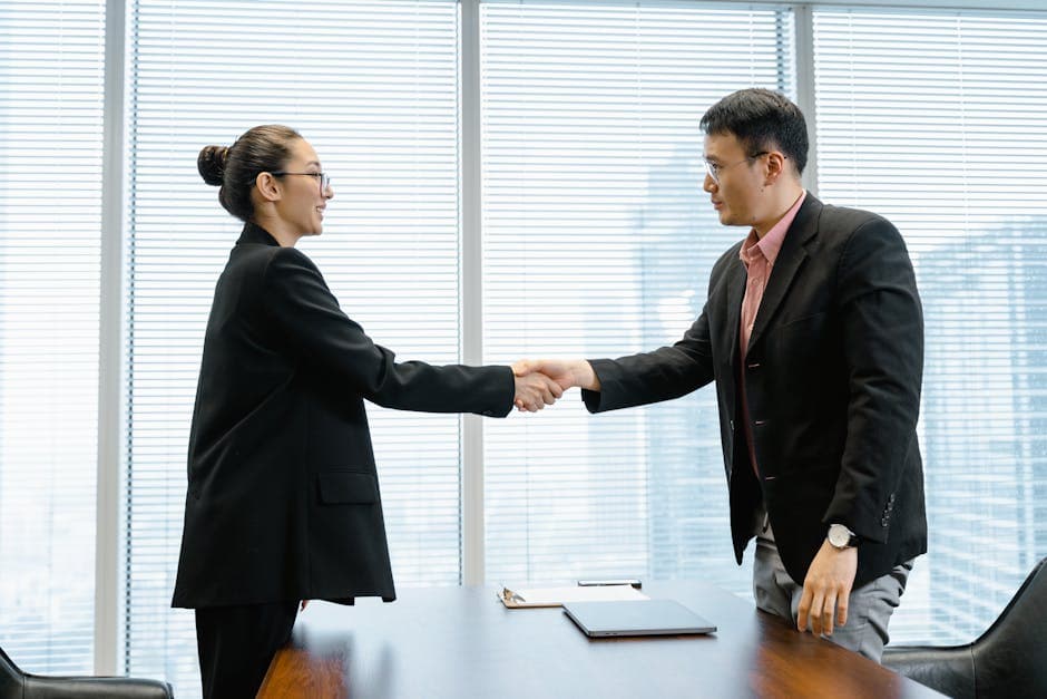 The Art of the Virtual Handshake: Building Rapport in the First Five Minutes